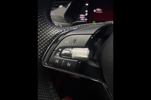 Škoda Octavia Combi 1.0 e-TSI Sport Business Navi | Clima | Cruise | PDC | Trekhaak