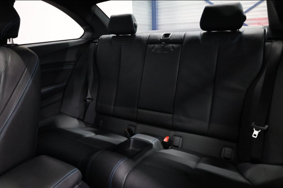 BMW 2 Serie Coupé M2 DCT 370+PK NETTE STAAT/LED/LEER+S.VERWARMING+MEMORY/19" LMV/CAM/CRIUSE/ECC/12 MND GARANTIE!