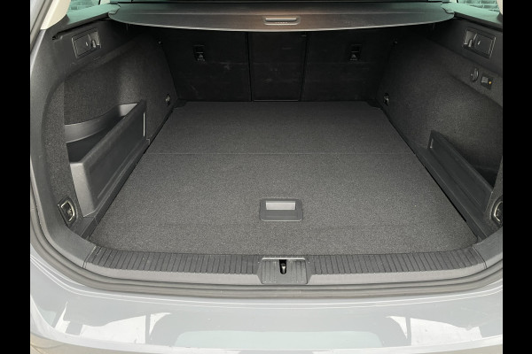 Volkswagen Passat Variant 1.4 TSI PHEV GTE Business | Elek Trekhaak | Virtual | LED | Camera | Carplay | Memory | Navi