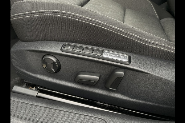 Volkswagen Passat Variant 1.4 TSI PHEV GTE Business | Elek Trekhaak | Virtual | LED | Camera | Carplay | Memory | Navi
