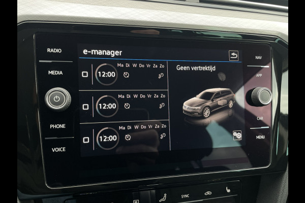 Volkswagen Passat Variant 1.4 TSI PHEV GTE Business | Elek Trekhaak | Virtual | LED | Camera | Carplay | Memory | Navi