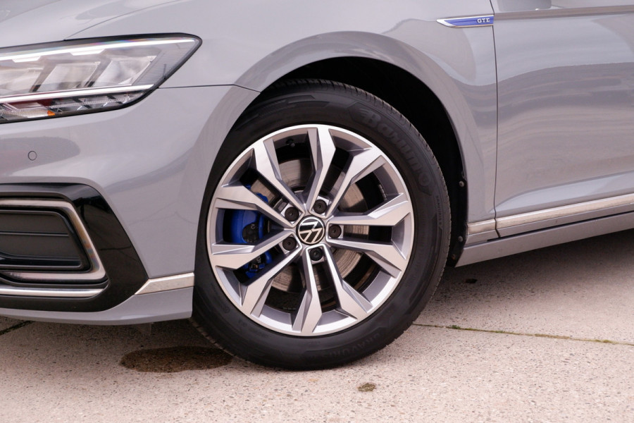 Volkswagen Passat Variant 1.4 TSI PHEV GTE Business | Elek Trekhaak | Virtual | LED | Camera | Carplay | Memory | Navi
