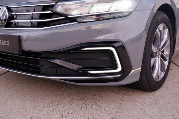 Volkswagen Passat Variant 1.4 TSI PHEV GTE Business | Elek Trekhaak | Virtual | LED | Camera | Carplay | Memory | Navi