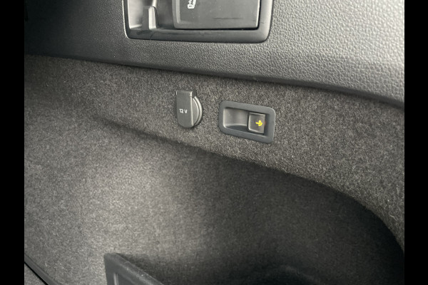 Volkswagen Passat Variant 1.4 TSI PHEV GTE Business | Elek Trekhaak | Virtual | LED | Camera | Carplay | Memory | Navi