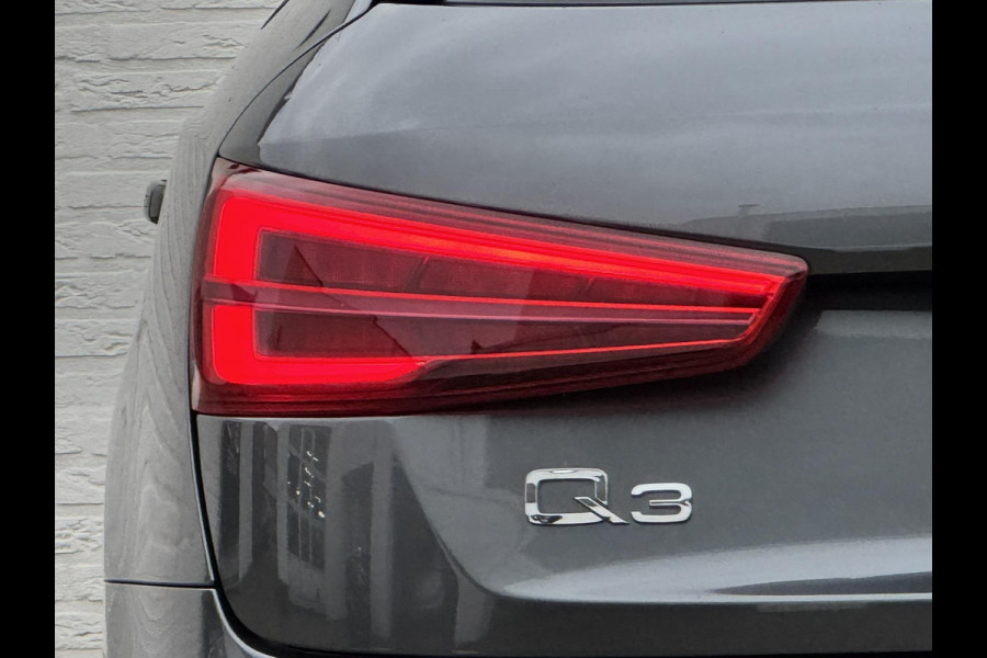 Audi Q3 1.4 TFSI CoD Sport Pro Line S Zwarte hemel Climate control Cruise Navi Keyless entry Bi-Xenon Parkeersensoren V/A