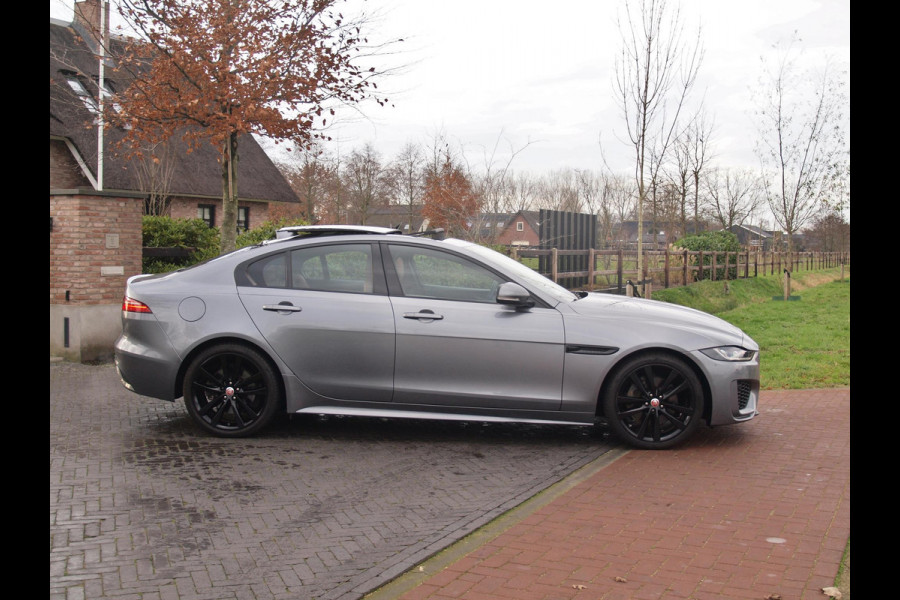 Jaguar XE 2.0 P250 HSE | R-Dynamic | Panoramadak | Camera | Apple Carplay | Cruise Control | Leer | Automaat |