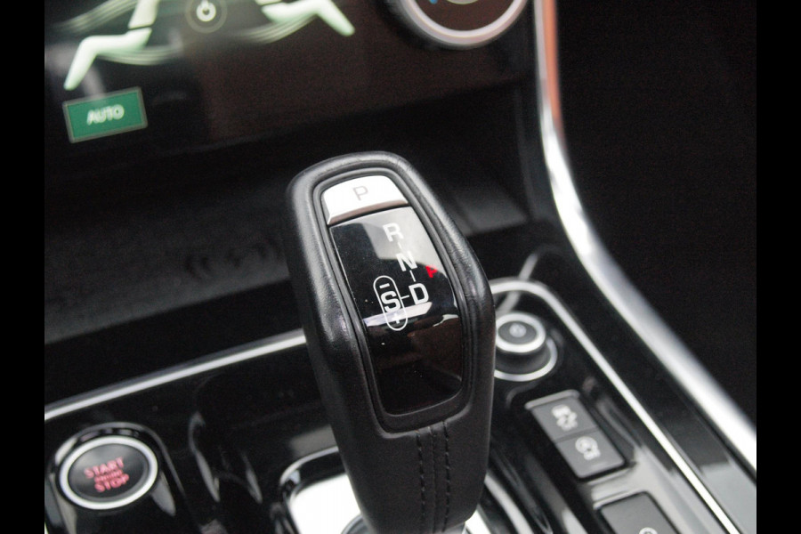 Jaguar XE 2.0 P250 HSE | R-Dynamic | Panoramadak | Camera | Apple Carplay | Cruise Control | Leer | Automaat |