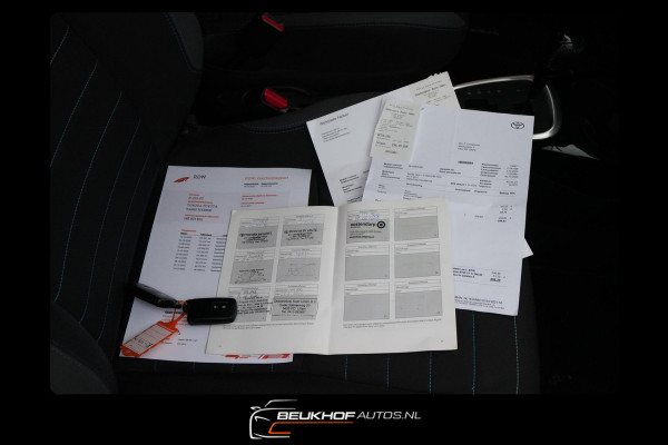 Toyota Yaris 1.5 Hybrid Bi-Tone Automaat Navigatie Camera