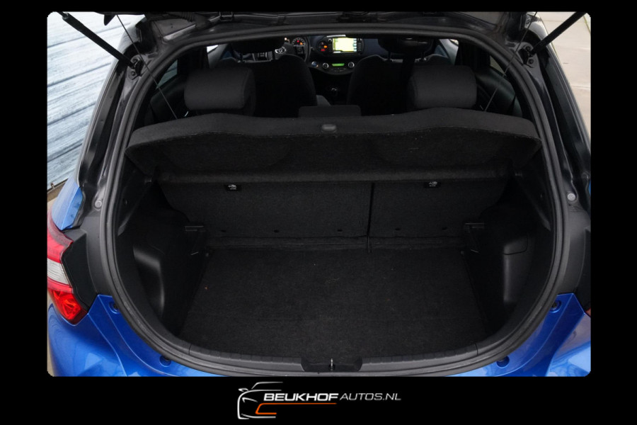 Toyota Yaris 1.5 Hybrid Bi-Tone Automaat Navigatie Camera