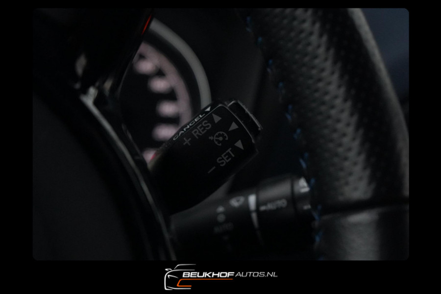 Toyota Yaris 1.5 Hybrid Bi-Tone Automaat Navigatie Camera