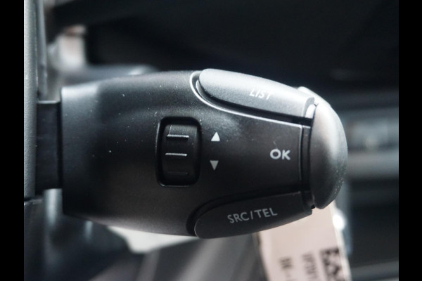 Peugeot e-Expert L3 75 kWh | Techno NAV Pakket | verwarmde stoel/bank | Comfort tussenschot | tot 8 jaar garantie |