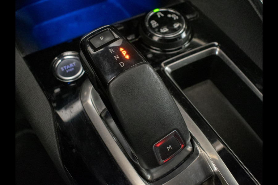 Peugeot 5008 1.2 PureTech Allure Sport (APPLE CARPLAY,NAVI,LED,CAMERA,360 VIEW,LEDER,GETINT,CRUISE,CLIMATE,SPORTSTOELEN,LM VELGEN)