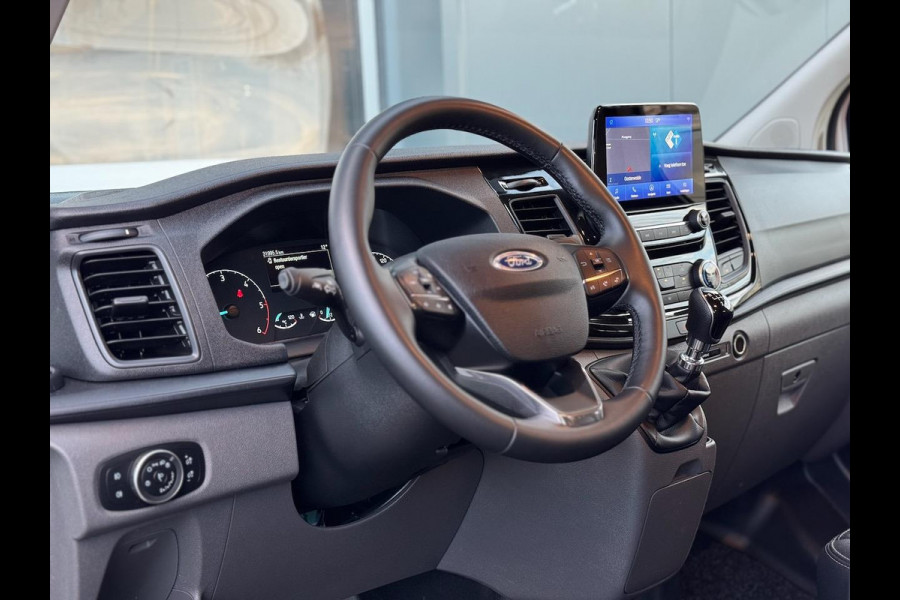 Ford Transit Custom 2.0 TDCI 130pk L1H1 DC Trail | Trekhaak | Navi | Leder | Camera | Winterpack | CarPlay | DAB | 16 inch | 6pers