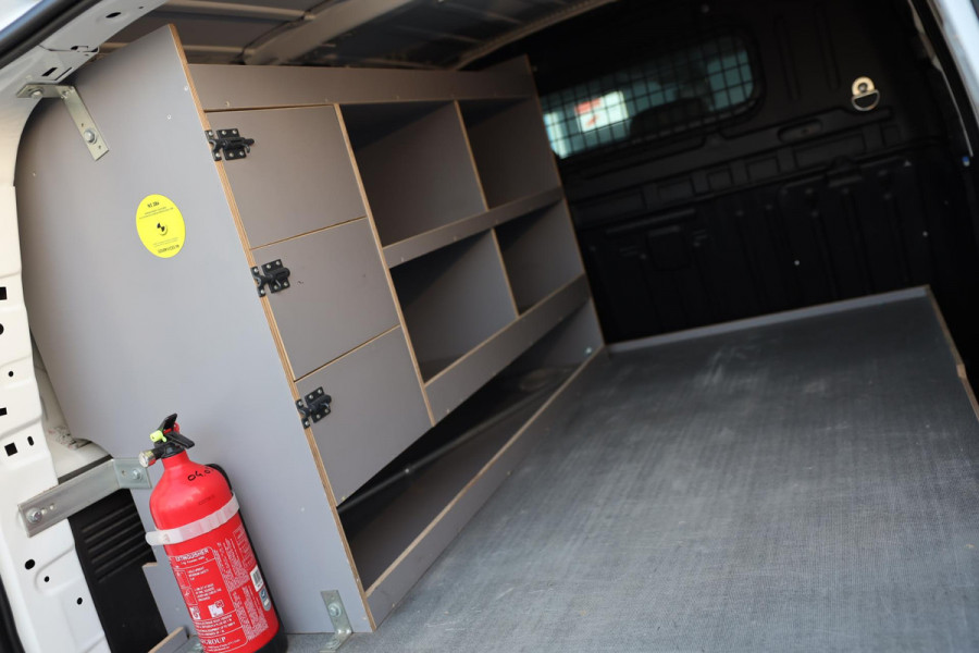 Citroën Berlingo 1.2 BENZINE / Automaat / 3 Zits / Navi / Airco / Cruise Control / Elek Pakket / Schuifdeur / NETTE STAAT