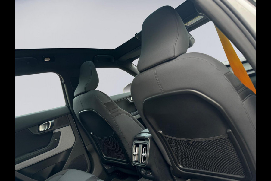 Polestar 2 Long Range Dual Motor 407 pk Launch Edition 78kWh PERFORMANCE, panodak, elect. trekhaak, parelmoer, 1 e eigenaar, nap