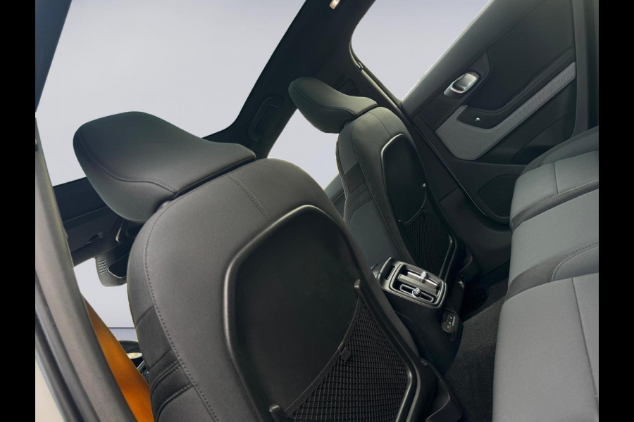 Polestar 2 Long Range Dual Motor 407 pk Launch Edition 78kWh PERFORMANCE, panodak, elect. trekhaak, parelmoer, 1 e eigenaar, nap