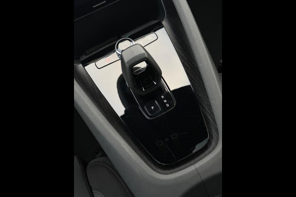 Polestar 2 Long Range Dual Motor 407 pk Launch Edition 78kWh PERFORMANCE, panodak, elect. trekhaak, parelmoer, 1 e eigenaar, nap