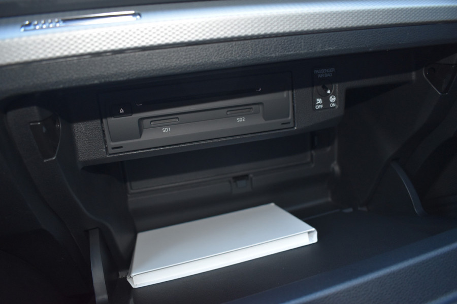 Audi Q2 35 TFSI Advanced edition Automaat Apple CarPlay Black edition Stoelverwarming