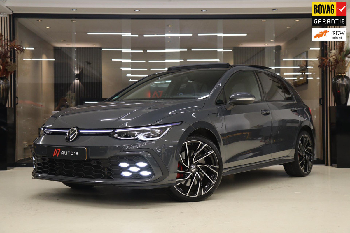 Volkswagen Golf 1.4 eHybrid GTE /PANO/HUD/IQLIGHT/CAM/CARPLAY/ACC/LANE ASSIST/VOL