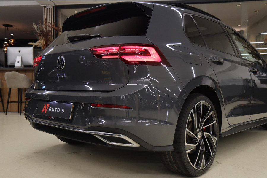 Volkswagen Golf 1.4 eHybrid GTE /PANO/HUD/IQLIGHT/CAM/CARPLAY/ACC/LANE ASSIST/VOL