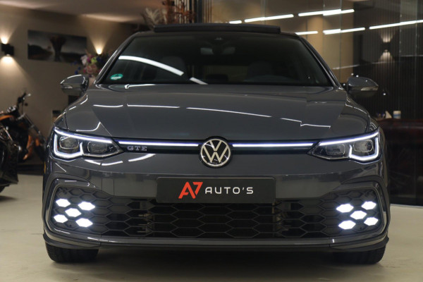Volkswagen Golf 1.4 eHybrid GTE /PANO/HUD/IQLIGHT/CAM/CARPLAY/ACC/LANE ASSIST/VOL