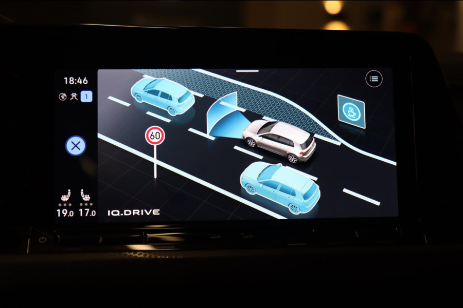 Volkswagen Golf 1.4 eHybrid GTE /PANO/HUD/IQLIGHT/CAM/CARPLAY/ACC/LANE ASSIST/VOL