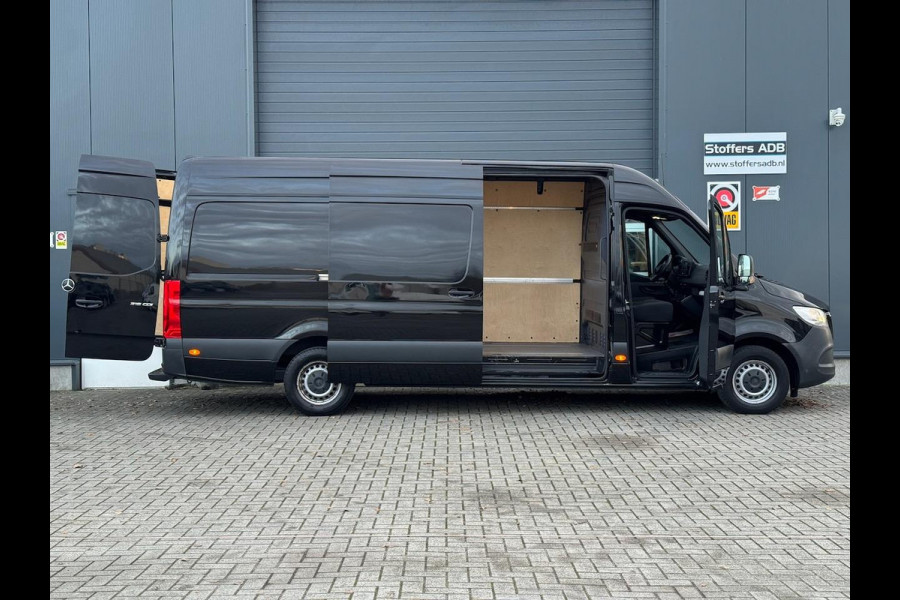 Mercedes-Benz Sprinter 316 2.2 CDI 163pk L3H2 | MBUX Navi | Camera | Laadruim hout 4.32 meter | Bluetooth | Cruise | Airco | L4H3