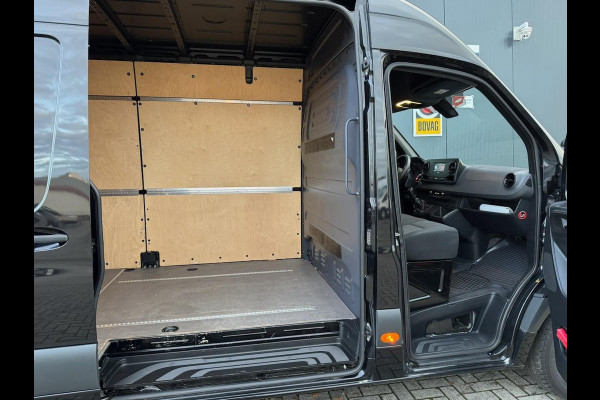 Mercedes-Benz Sprinter 316 2.2 CDI 163pk L3H2 | MBUX Navi | Camera | Laadruim hout 4.32 meter | Bluetooth | Cruise | Airco | L4H3