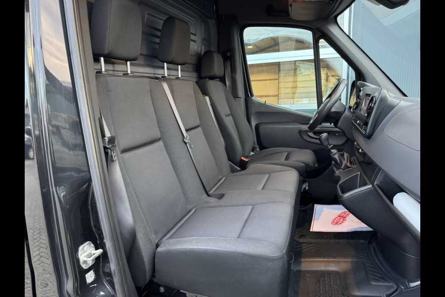 Mercedes-Benz Sprinter 316 2.2 CDI 163pk L3H2 | MBUX Navi | Camera | Laadruim hout 4.32 meter | Bluetooth | Cruise | Airco | L4H3