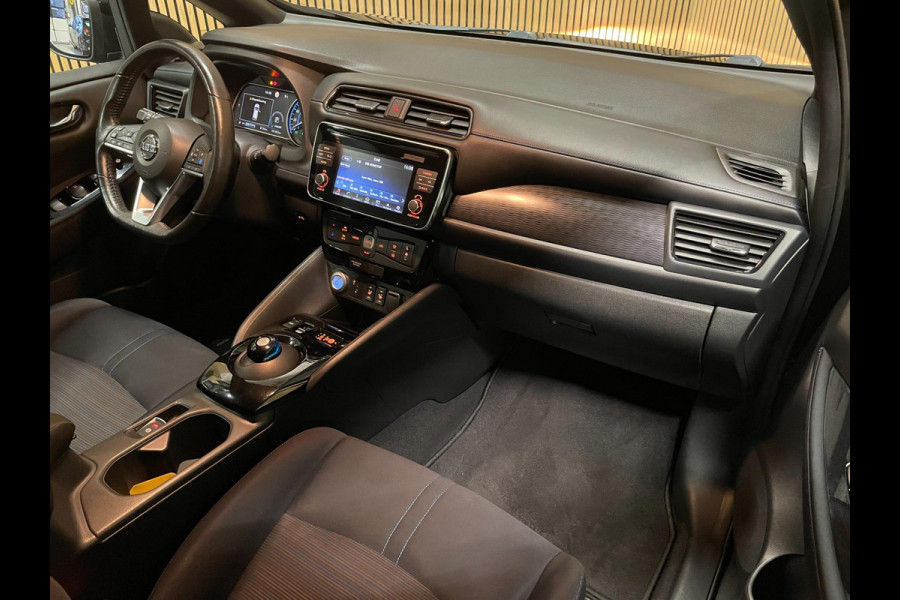 Nissan Leaf 2.ZERO EDITION 40 kWh|270KM WLTP|360*CAMERA|CARPLAY|STUUR+STOELVERW V+A|ACC|NAVIGATIE|NL-AUTO|NAP|