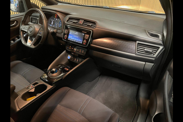 Nissan Leaf 2.ZERO EDITION 40 kWh|270KM WLTP|360*CAMERA|CARPLAY|STUUR+STOELVERW V+A|ACC|NAVIGATIE|NL-AUTO|NAP|