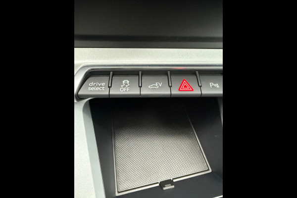 Audi Q3 45 TFSI e S edition 245pk PDC/LMV/CARPLAY/VIRTU/PANO
