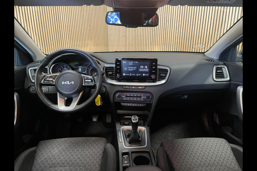 Kia Ceed Sportswagon 1.5 T-GDi DynamicLine|160PK|APPLE CARPLAY+ANDROID|STOEL+STUURVERW|CAMERA|CLIMATE+CRUISE CTRL|1e EIG.|IN.BTW|