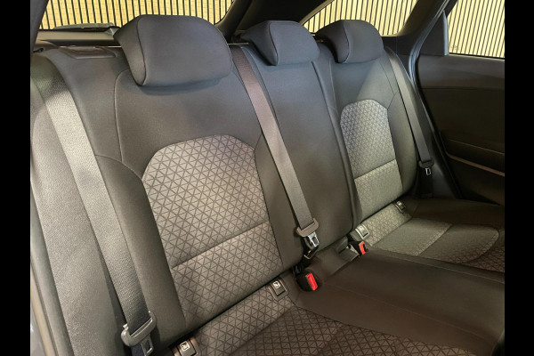 Kia Ceed Sportswagon 1.5 T-GDi DynamicLine|160PK|APPLE CARPLAY+ANDROID|STOEL+STUURVERW|CAMERA|CLIMATE+CRUISE CTRL|1e EIG.|IN.BTW|