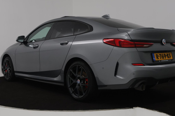 BMW 2 Serie Gran Coupé 220i M-Sport (PANORAMADAK, STOELVERWARMING, ACHTERUITRIJCAMERA, NAVIGATIE, PARKEERSENSOREN)