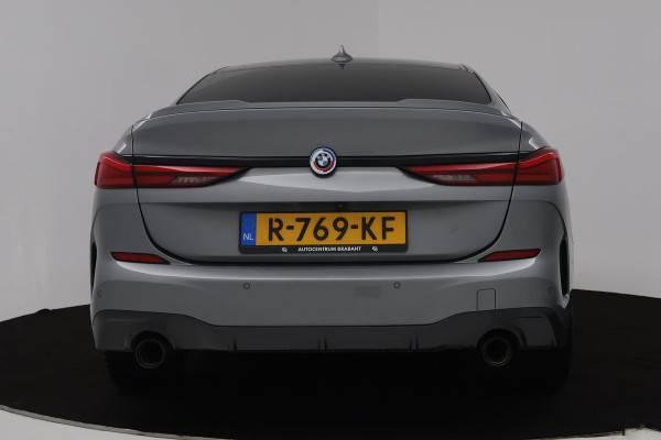 BMW 2 Serie Gran Coupé 220i M-Sport (PANORAMADAK, STOELVERWARMING, ACHTERUITRIJCAMERA, NAVIGATIE, PARKEERSENSOREN)