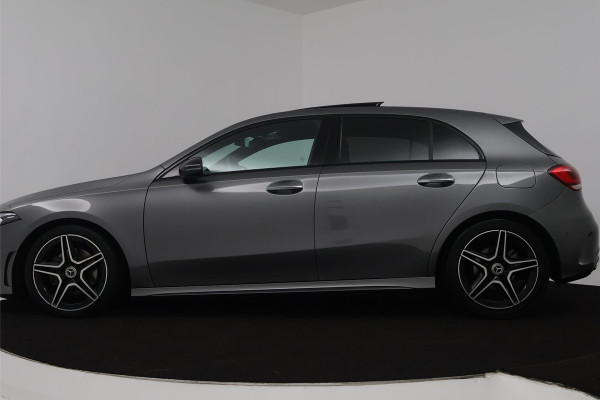 Mercedes-Benz A-Klasse 180 Business Solution AMG (PANORAMADAK, SFEERVERLICHTING, STOELVERWARMING, CAMERA, ELEKTR STOELEN)