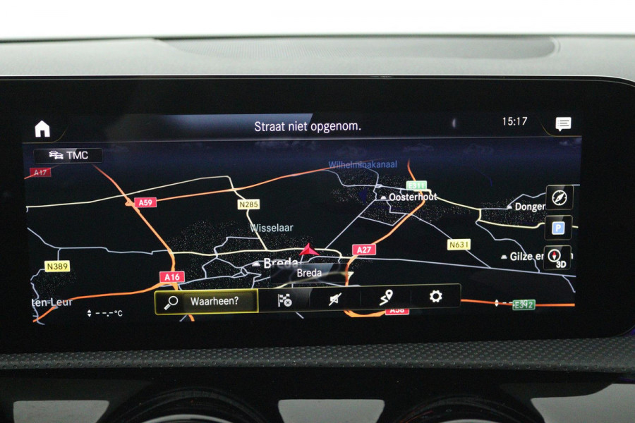 Mercedes-Benz A-Klasse 180 Business Solution AMG (PANORAMADAK, SFEERVERLICHTING, STOELVERWARMING, CAMERA, ELEKTR STOELEN)