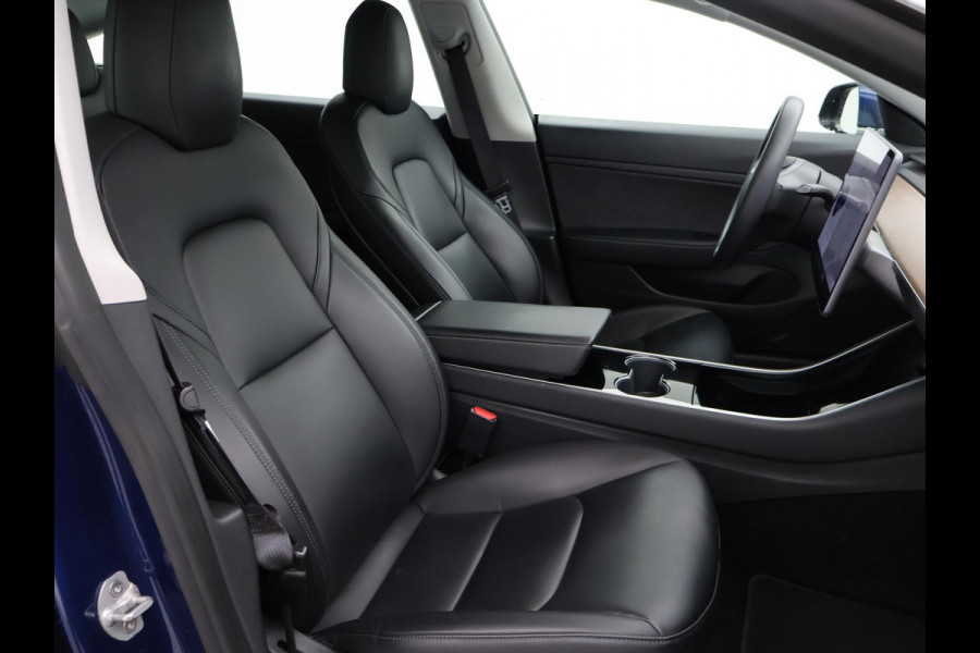Tesla Model 3 60 kWh RWD *BTW* + LEDER | AUTOPILOT | PANORAMA | 3 CAMERA'S | PRIVACY GLASS