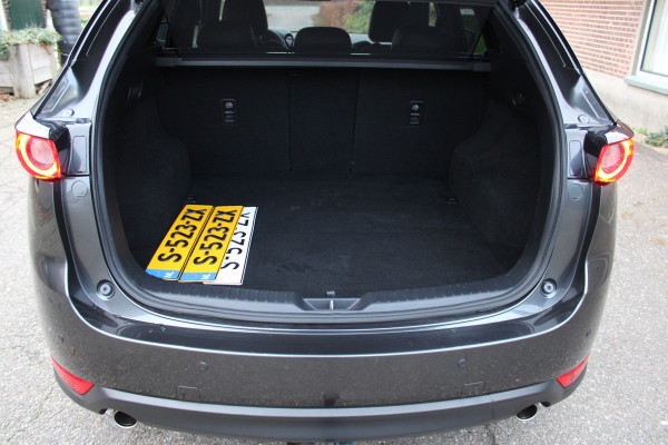 Mazda CX-5 2.5 4WD SkyActiv-G 194 Signature LEER NAVI LED HUD TREKHAAK 139000KM!!!