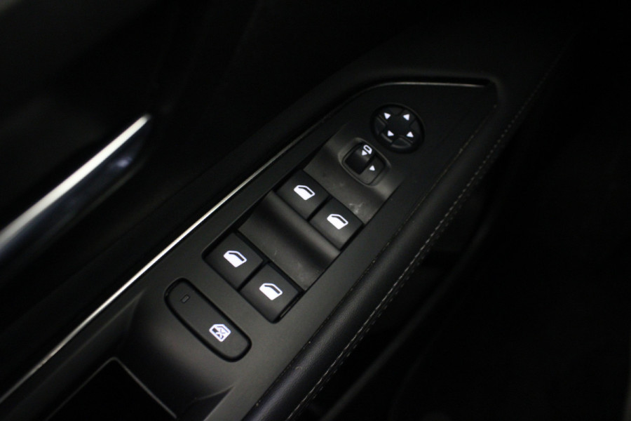 Peugeot 5008 1.2 PureTech Allure |Pano|7-Pers|