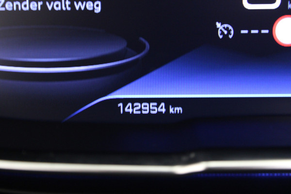 Peugeot 5008 1.2 PureTech Allure |Pano|7-Pers|