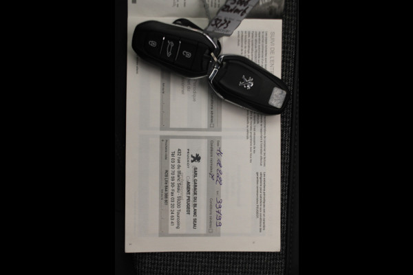 Peugeot 5008 1.2 PureTech Allure |Pano|7-Pers|