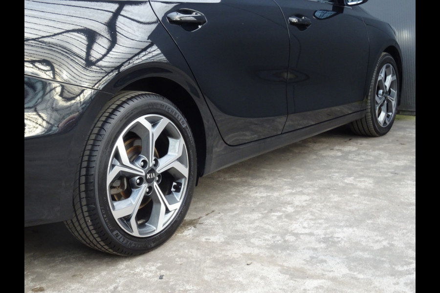Kia Ceed Sportswagon 1.0 T-GDi MHEV ExecutiveLine * PANORAMADAK * LEER * CARPLAY !!