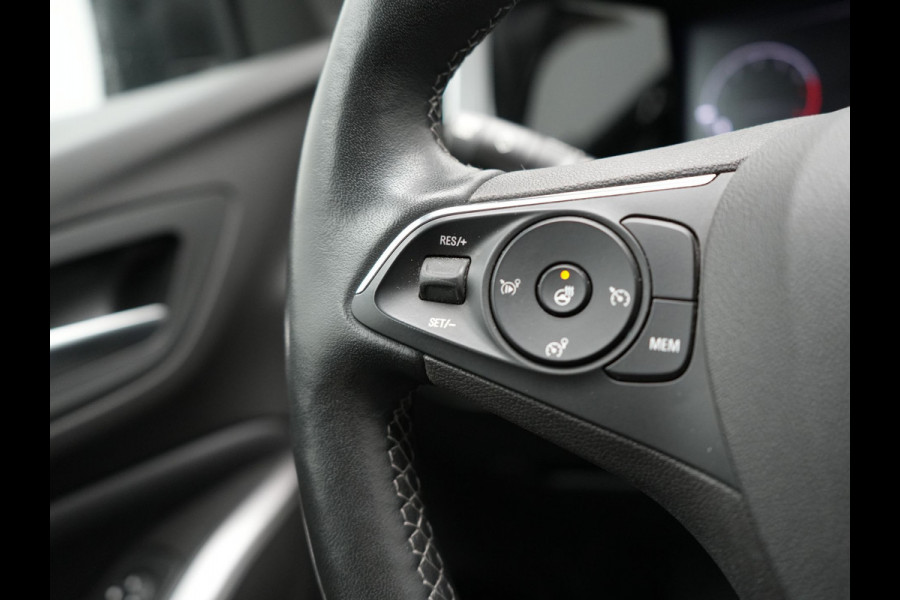 Opel Grandland Turbo NIEUW MODEL Elegance 131pk | Camera | Cruise Control | Lederen Sportstoelen Verwarmd | Park Assist | Apple Carplay | Verwarmd Stuur | Navigatie | Virtual | DAB |