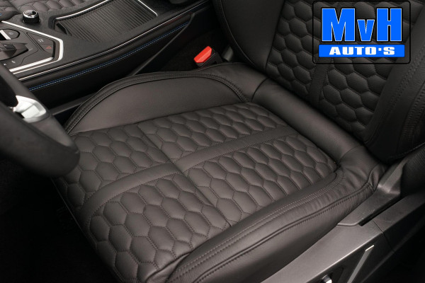 Lynk & Co 01 1.5 Hybride|LEER|FULL BLACK XL|ZWARTE.HEMEL|NAP