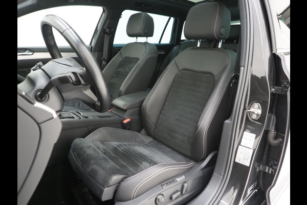 Volkswagen Passat Variant 1.4 TSI PHEV GTE | Panoramadak | Massage | Dynaudio | 360 | Trekhaak | Keyless | Memory