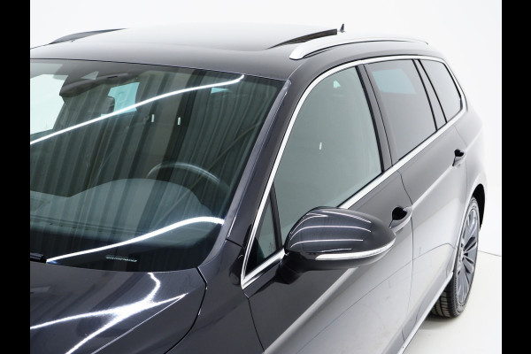 Volkswagen Passat Variant 1.4 TSI PHEV GTE | Panoramadak | Massage | Dynaudio | 360 | Trekhaak | Keyless | Memory