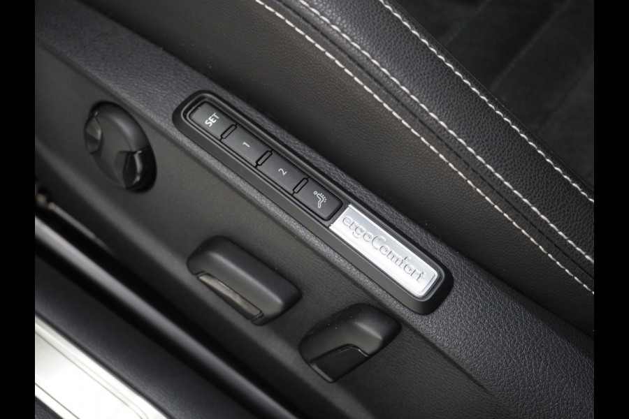Volkswagen Passat Variant 1.4 TSI PHEV GTE | Panoramadak | Massage | Dynaudio | 360 | Trekhaak | Keyless | Memory
