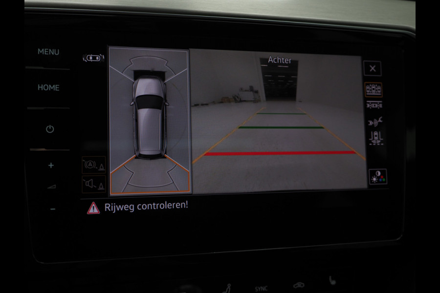 Volkswagen Passat Variant 1.4 TSI PHEV GTE | Panoramadak | Massage | Dynaudio | 360 | Trekhaak | Keyless | Memory